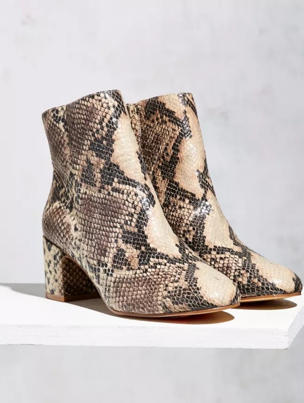 Urban Outfitters Snakeskin Ankle Boots Block Heel Size 10